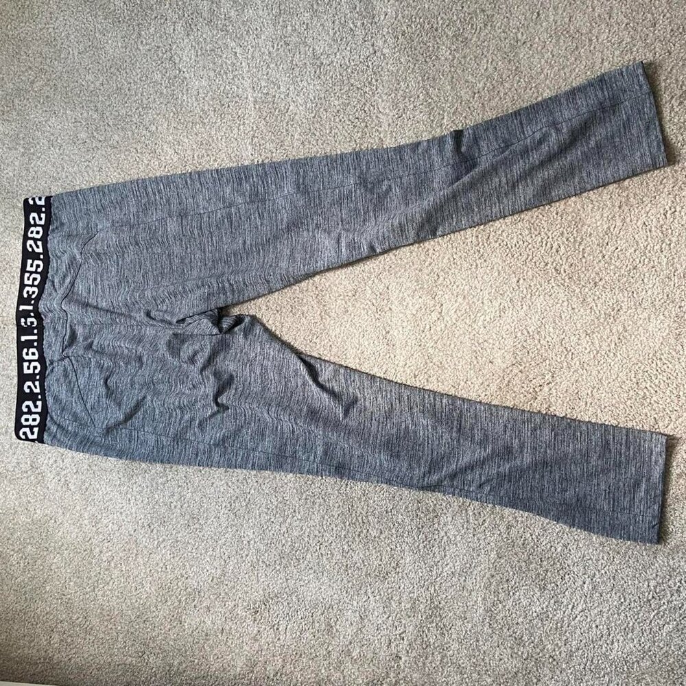 H&M Light Grey Leggings with Number Print Waistband sz L - Picture 4 of 4